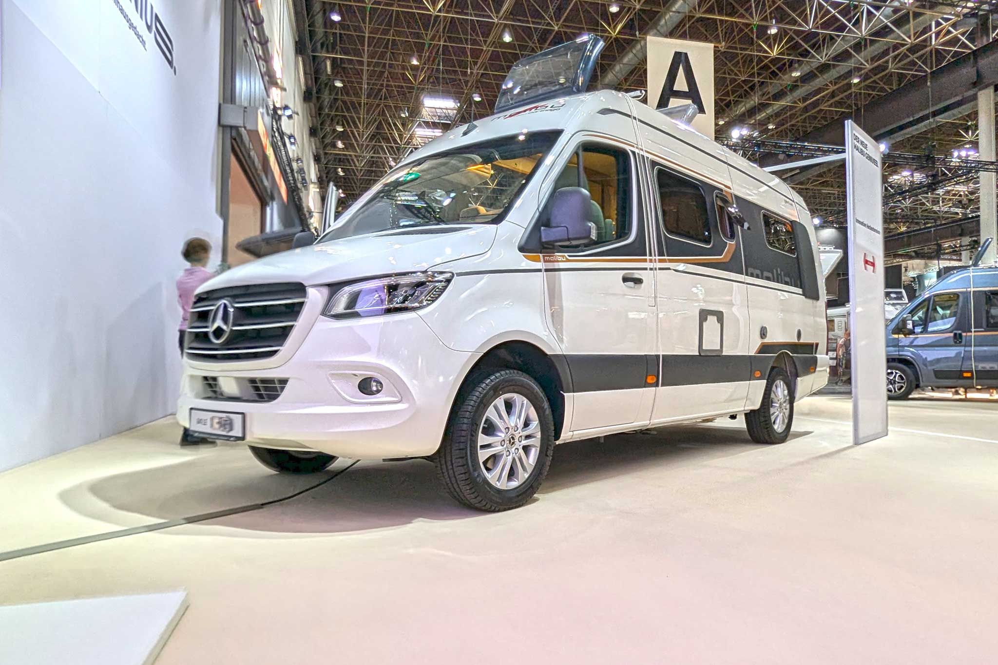 Innovations Caravan Salon 2024: Malibu Genius 641 LE – Yenilikçi arka uzantı ile kompakt konfor