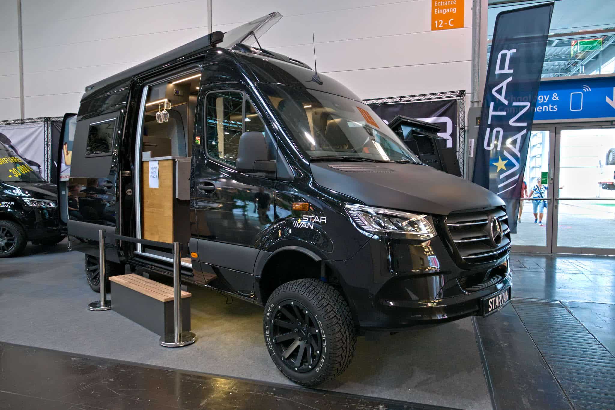 Starvan Cruiser & Rebel 4×4 (2025): Arka taraftaki kızak sayesinde kompakt boyutlara rağmen daha fazla yaşam alanı