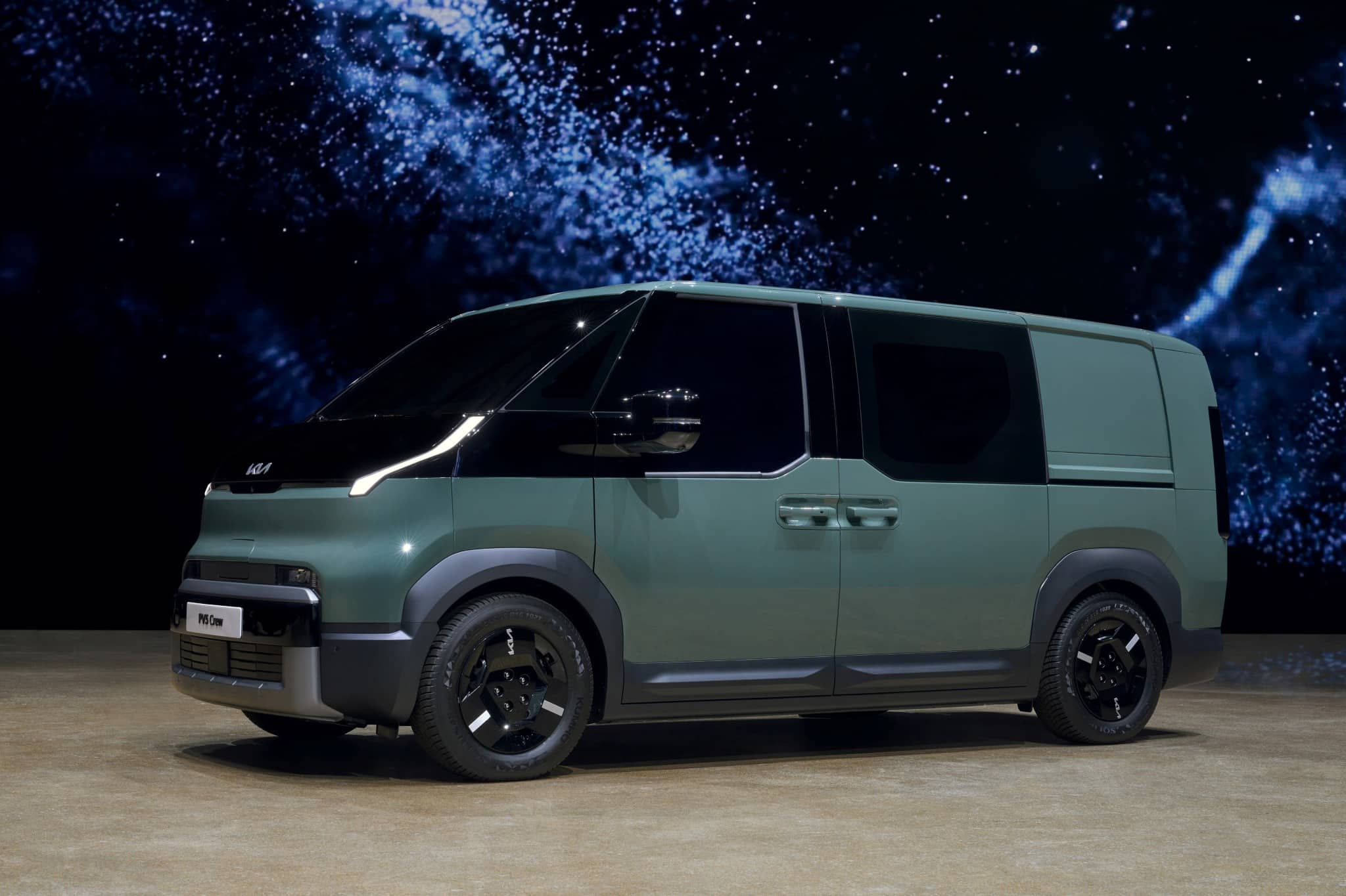 Kia PV5 – kamp için yeni bir elektrikli minibüs mü?